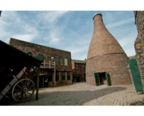 Townhouse @ 50 Birks Street Stoke - Image 3