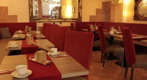 Hotel Zur Sonne - Image 4