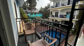 Morjim Sunset Guesthouse- Apartments with Kitchen & AC Rooms - Image 4