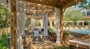 Hotel Drover, Autograph Collection - Image 4