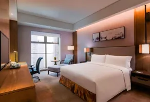 Dolphin Bay Hotel - Image 2