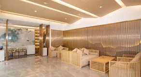 Moon River View Hotel - Image 2
