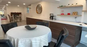 2 master bedrooms, 2 5 bath cozy apartment - Image 3