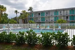 Remington Inn & Suites - Image 3