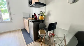 Studio Sydney Charme et jardin I séjour pro ou romantique - Image 2