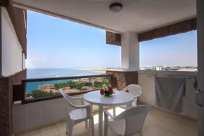 Corona Roja Apartments - Image 4