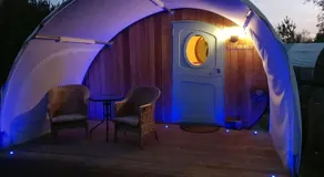 Stonehenge Campsite & Glamping - Image 4