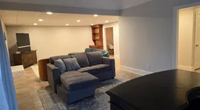 Entire Private 1BR Apartment, Private Entrance, Full Kitchen, Parking - Image 2