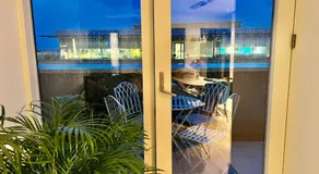 Walnut Tree Penthouse Next to Train Station - Image 4