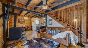 Pioneer Lodge - Cozy Cabin in Blue Ridge - Image 2