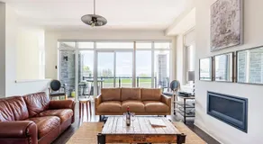 Grand Waterfront Retreat under 1hr from Toronto - Image 2