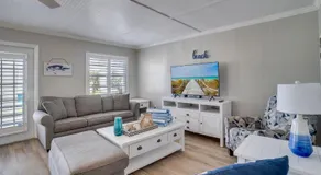 AMI Condo With Pool, Walk to Beach, Bars, Restaurants and Fishing! - Image 2