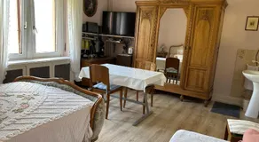 Chambre Gentiane 2 à 3 personnes wifi sdb partagée - Image 2