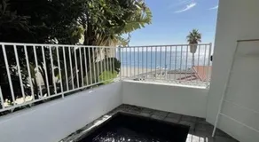 Gorgeous Malibu Retreat with #Instaworthy Ocean Views - Image 5