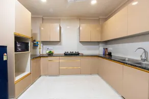 Homlee-Saket Sojourn Stylish 3BHK Flat near Metro - Image 3