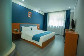 Home Inn - Huayi Select Hotel - Yangquan Railway Station - Image 2