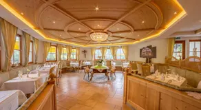 Dolasilla Mountain Panoramic Wellness Hotel - Image 3