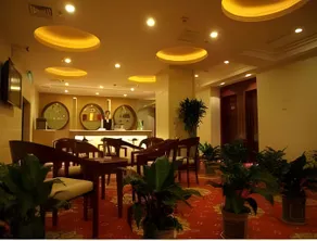 Super 8 Hotel Shangdi - Image 2