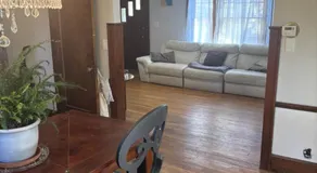 Updated cozy in central Cleveland - Image 2