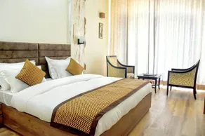 Rudraksh Hotel & Resort - Image 2