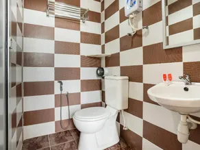 OYO 89583 Grove Hotel - Image 3