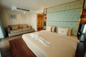 Pattaya Sea View Apartment - Image 4
