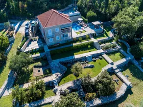 Villa Oasis Cypress - Image 5