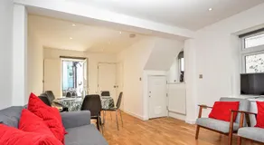 Pebble Cottage - Image 2