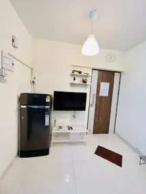 La Casa Studio Service Apartment - Image 4