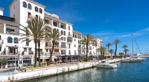 1 Penthouse golf & pool view in Duquesa Manilva - Image 3