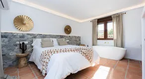 RentitSpain 15 Minutes from the Beach Cortijos Fandango Comfort y Mountain Views - Image 2