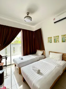 Fun Villa 6rm 12 to 22 pax Wifi Netflix BBQ SteamBoat Games Beach Water Park - Image 2