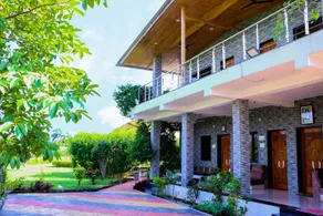 Unique Villa Stay in Surat - Image 5