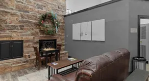 Carriage House Condominiums by All Seasons Resort Lodging - Image 5