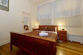 Edinburgh Gallery Bed & Breakfast - Image 5