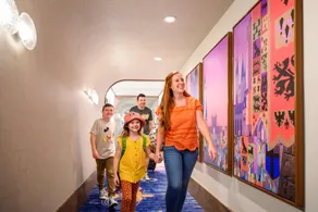 The Villas at Disneyland Hotel - Image 3