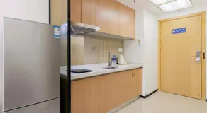 Foshan Laide Apartment - Image 4