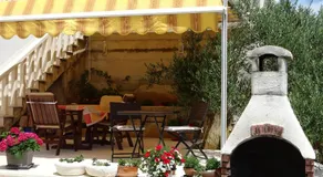 6-pax Apartment ON THE BEACH - TOP Floor, Great sea view, Parking ensured - Image 5
