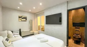 UrbanFlat 11 - Grand Studio Pereire Wagram - Champs-Elysees - Image 5