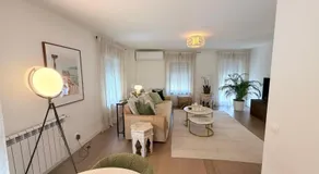 Townhouse in the Heart of Cascais Historic Center, 5 minutes walk from the beach - Image 2