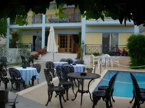 Hotel George - Image 3