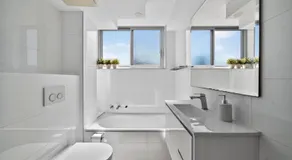 The Serene Urban Retreat - Harbour Views & Pool - Image 2