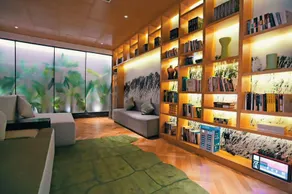 Paradigm Hotel - Image 2
