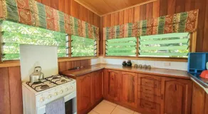 Aore Hibiscus Retreat - Image 5