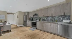 West Vancouver Cozy 2 Bedrooms Suite Garden View by Moonlight B&B - Image 3