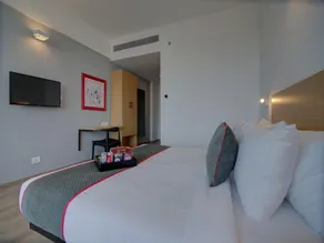 Hotel O Evergreen - Image 2