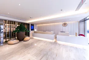 JI Hotel Shanghai Hongmei Road Metro Station - Image 3