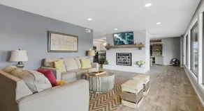 Family-Friendly Lakefront Home Near Shorty Pants Bar | 21 MM - Image 3
