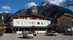 Al Benvenuto Hotel & Restaurant - Image 4
