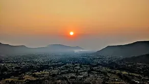 Terra on a hill - Image 4